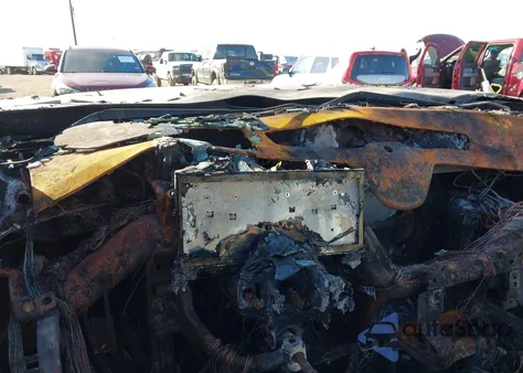 2020 Cadillac Escalade 4Wd Luxury z USA, uszkodzony, nr VIN 1GYS4BKJ9LR162332